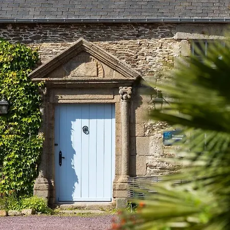 Maison d'hôtes La Metairie-du-vauhariot - Ou - Piscine Chauffée - Vue Et Mont Saint Michel Et Gr34 - Résidence Hôtelière Cancale