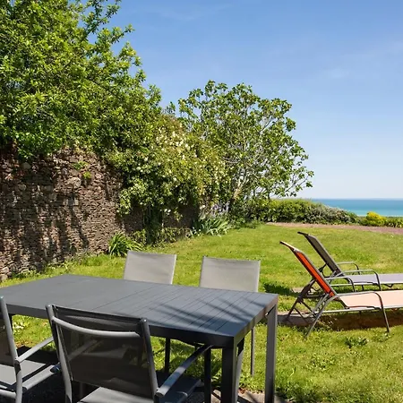La Metairie-du-vauhariot - Ou - Piscine Chauffée - Vue Et Mont Saint Michel Et Gr34 - Résidence Hôtelière