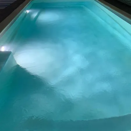 La Metairie-du-vauhariot - Ou - Piscine Chauffée - Vue Et Mont Saint Michel Et Gr34 - Résidence Hôtelière Maison d'hôtes Cancale