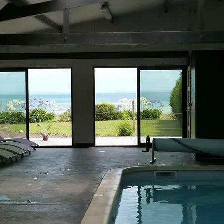 La Metairie-du-vauhariot - Ou - Piscine Chauffée - Vue Et Mont Saint Michel Et Gr34 - Résidence Hôtelière 3*