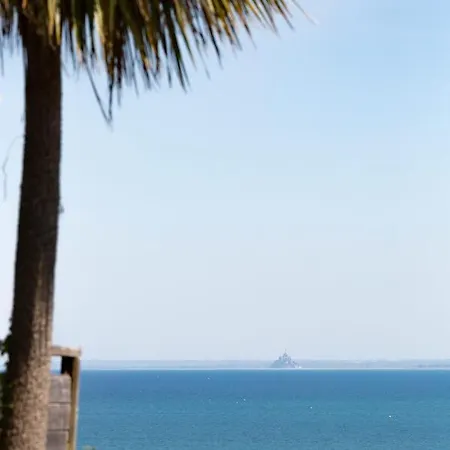 La Metairie-du-vauhariot - Ou - Piscine Chauffée - Vue Et Mont Saint Michel Et Gr34 - Résidence Hôtelière Maison d'hôtes Cancale