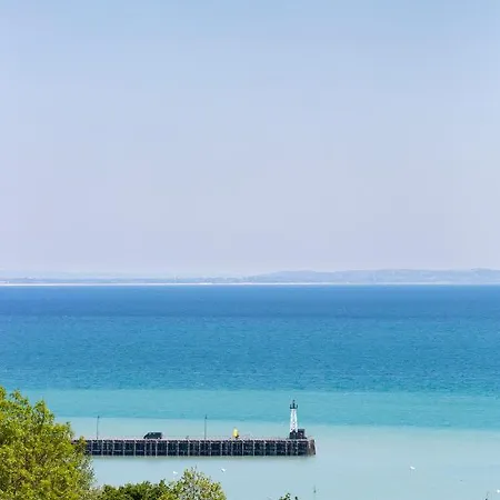 La Metairie-du-vauhariot - Ou - Piscine Chauffée - Vue Et Mont Saint Michel Et Gr34 - Résidence Hôtelière